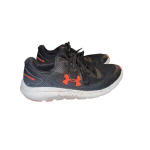 ⭐️ Girls Under Armour Navy Athletic Shoe Size 5Y Running. Athleisure Sporty